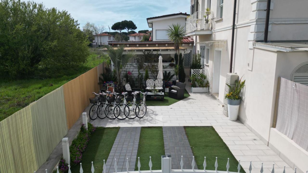 La Brise Hotel Marina di Pietrasanta Exterior foto