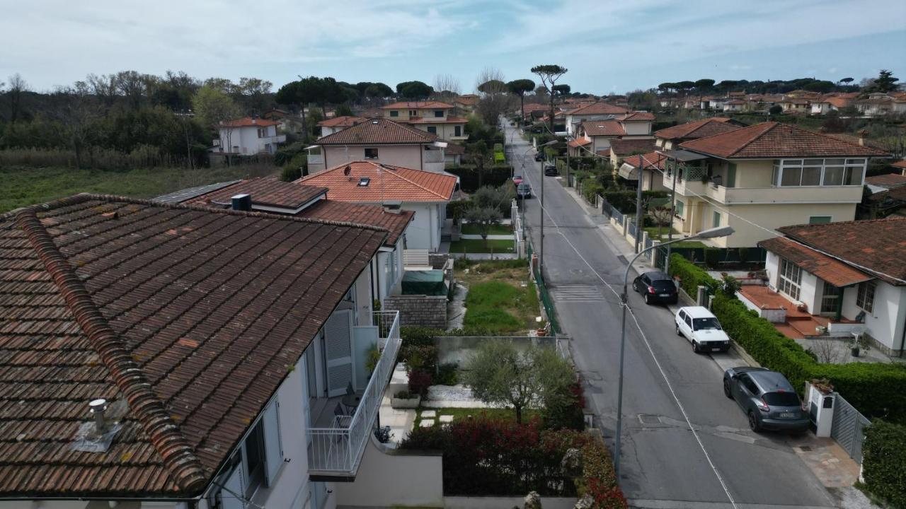 La Brise Hotel Marina di Pietrasanta Exterior foto